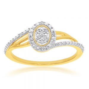 9ct Yellow Gold Diamond Ring Set with 14 Stunning Brilliant Diamonds
